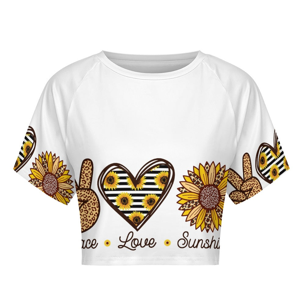 Short sleeved navel exposed